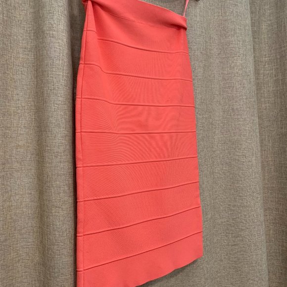 BCBC Ribbed Bodycon Skirt - Picture 1 of 4